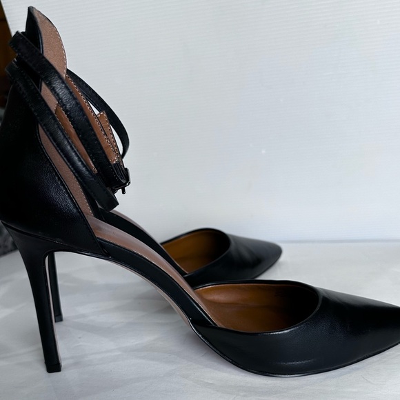 Halston LONDON Womens Sz 9M BLACK SHEEP NAPPALeather STILETO High Heel Ankle Str - Picture 8 of 14